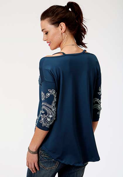 Roper® Women's Blue Bayou Elbow Sleeve Pullover Western Blouse
